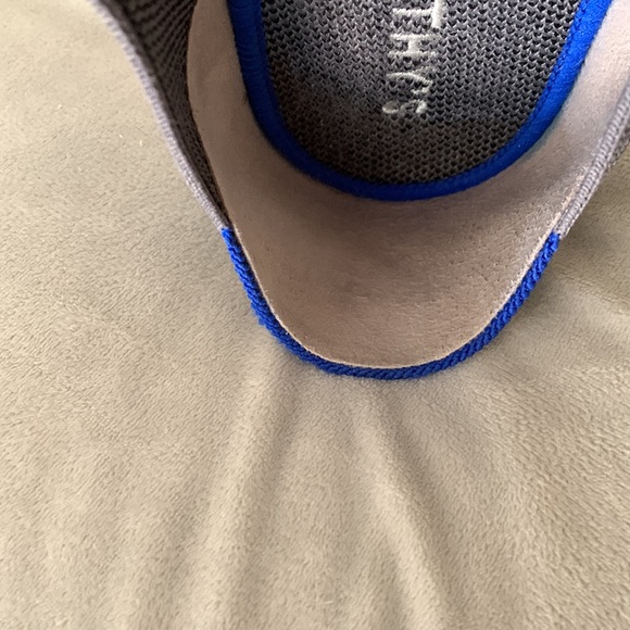 Gray Rothy’s Sneaker Excellent - Picture 6 of 6